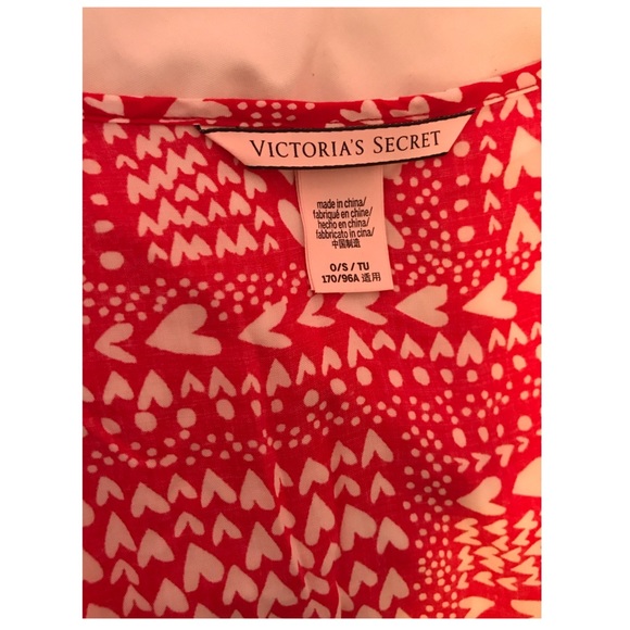 Victoria secret robe - Picture 2 of 2